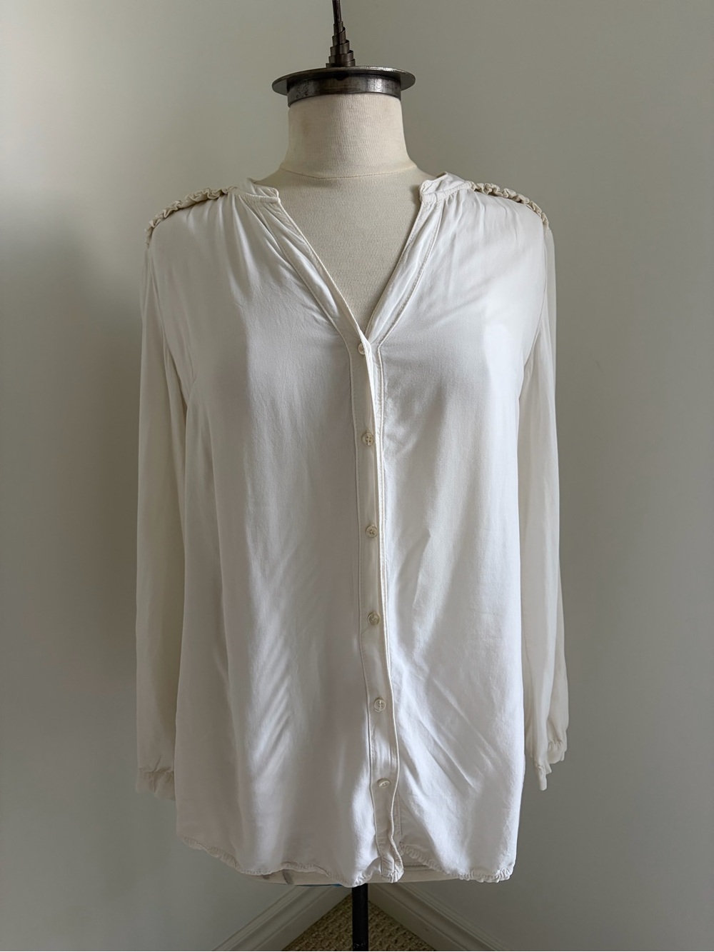 KASMIKA White Ruffle Shoulder Button Down Blouse Top